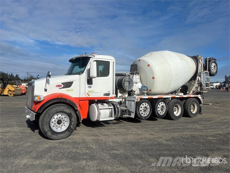 Peterbilt 567 12x4 Mixer Truck Camiões de betão