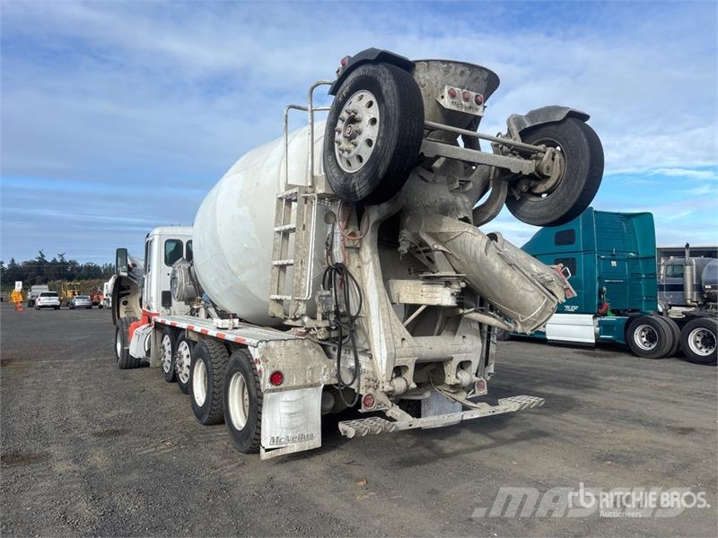 Peterbilt 567 12x4 Mixer Truck Camiões de betão