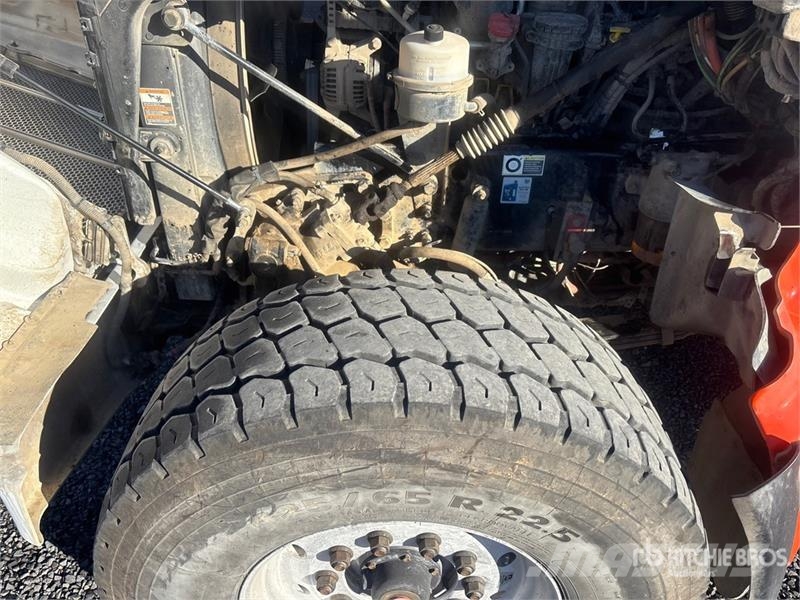 Peterbilt 567 12x4 Mixer Truck Betonmischer