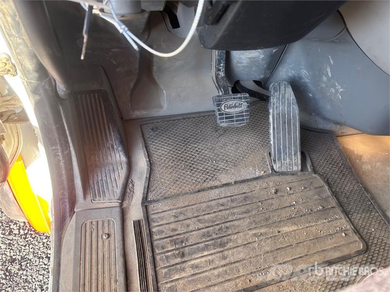 Peterbilt 567 12x4 Mixer Truck Betonmischer
