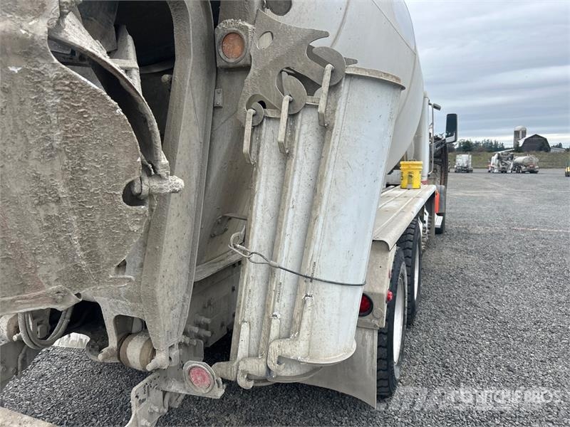 Peterbilt 567 12x4 Mixer Truck Бетономішалки (Автобетонозмішувачі)