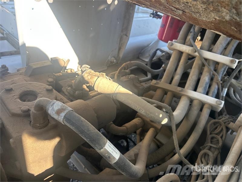 Peterbilt 567 12x4 Mixer Truck Автобетоносмесители