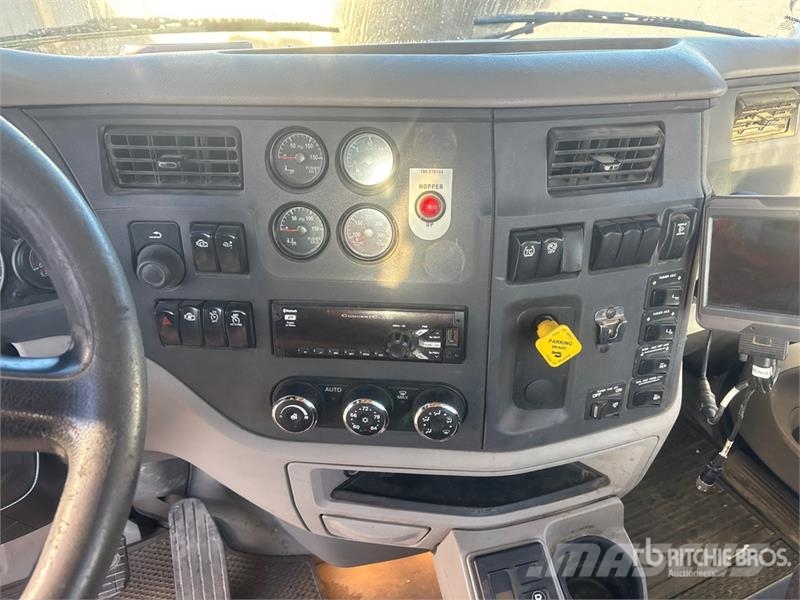 Peterbilt 567 12x4 Mixer Truck Betonmischer