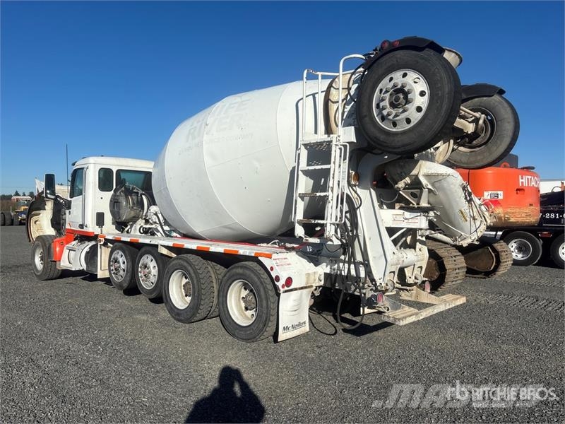 Peterbilt 567 12x4 Mixer Truck Betonmischer