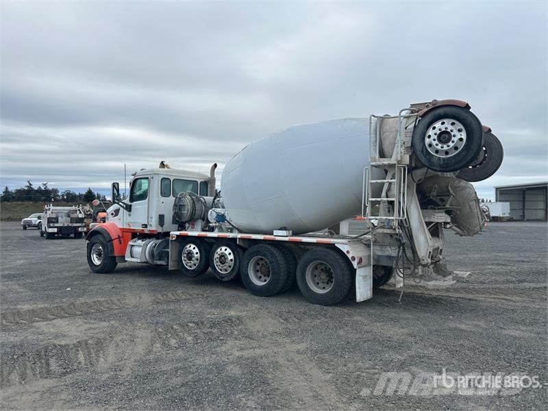 Peterbilt 567 12x4 Mixer Truck Betonvedēji