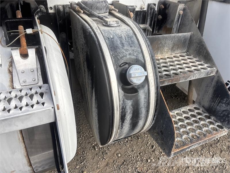 Peterbilt 567 12x4 Mixer Truck Camiões de betão