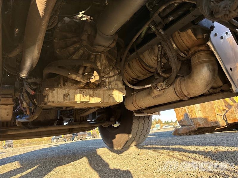 Peterbilt 567 6x4 Hooklift Truck Vinçli kamyonlar