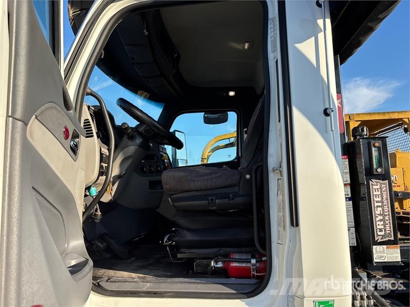 Peterbilt 567 6x4 Hooklift Truck Vinçli kamyonlar