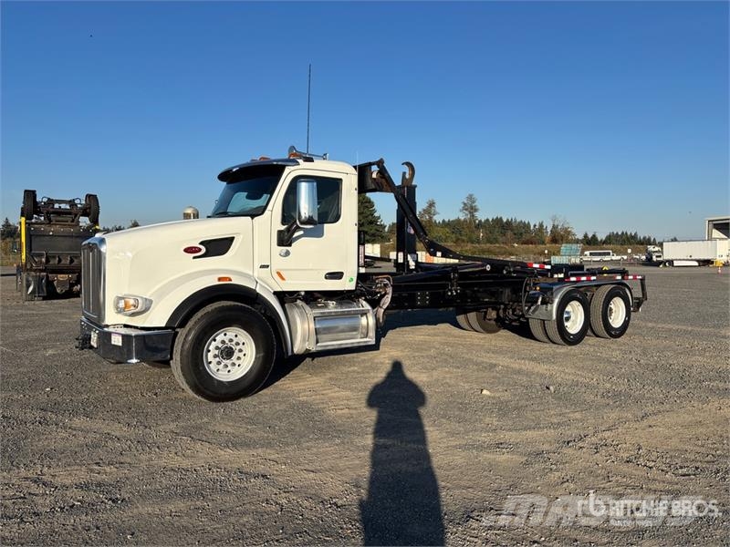 Peterbilt 567 6x4 Hooklift Truck Vinçli kamyonlar