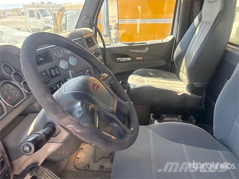 Peterbilt 567 6x4 T/A Day Cab Truck Tractor Tractor Units