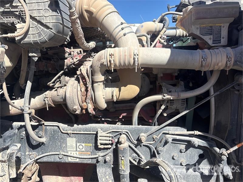 Peterbilt 567 6x4 T/A Day Cab Truck Tractor Tractor Units