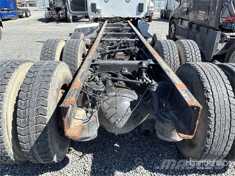 Peterbilt 567 8x4 Cab and Chassis Kabinos ir salonai