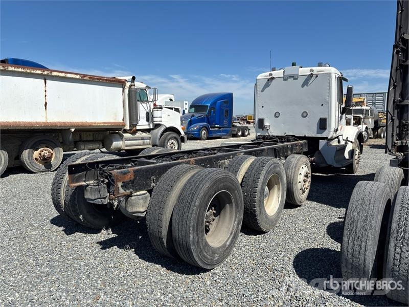 Peterbilt 567 8x4 Cab and Chassis Kabinos ir salonai