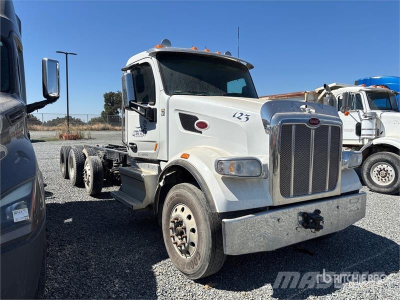 Peterbilt 567 8x4 Cab and Chassis Kabinos ir salonai