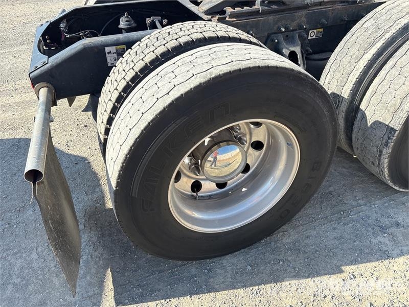 Peterbilt 579 وحدات الجر