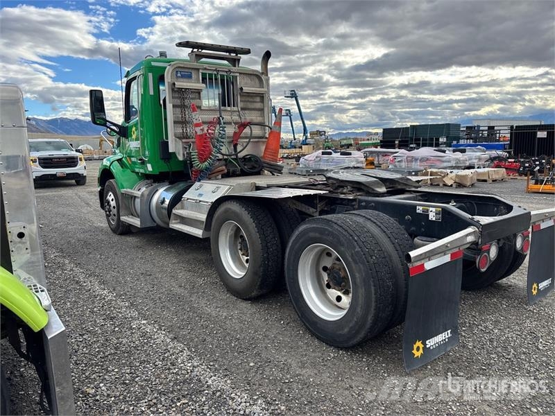 Peterbilt 579 Vilcēji