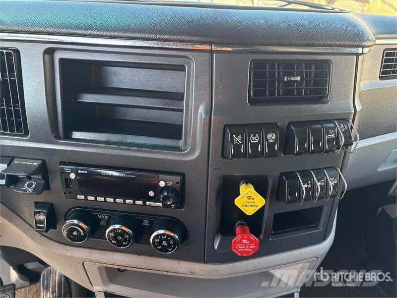 Peterbilt 579 وحدات الجر