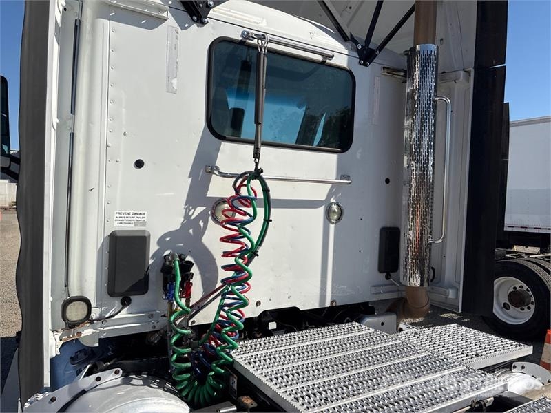 Peterbilt 579 وحدات الجر