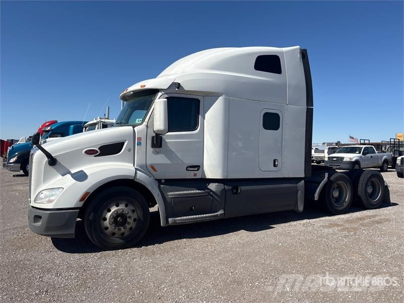 Peterbilt 579 وحدات الجر