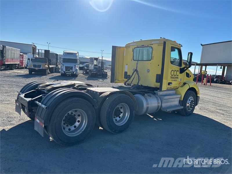Peterbilt 579 Autotractoare