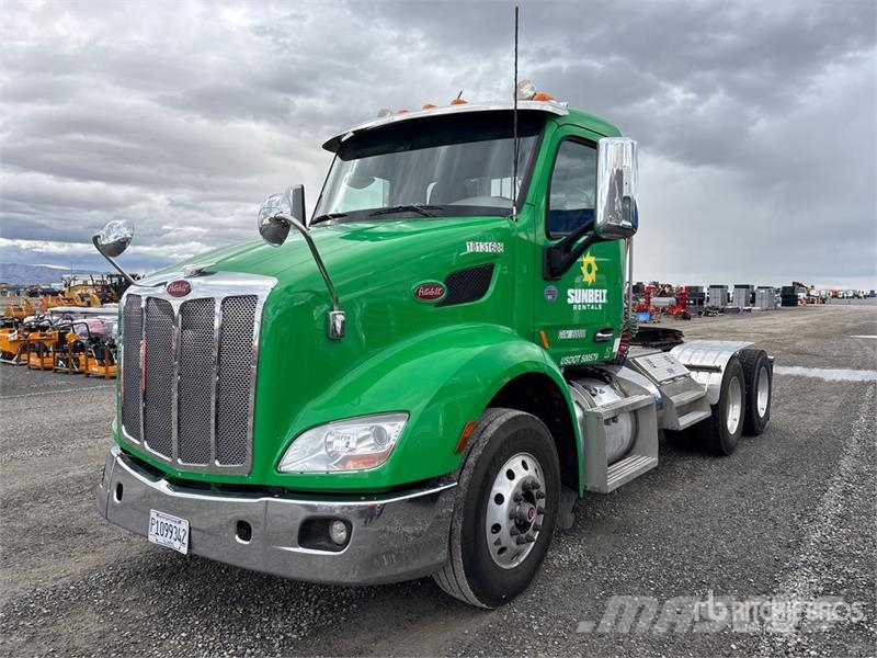 Peterbilt 579 Vilcēji