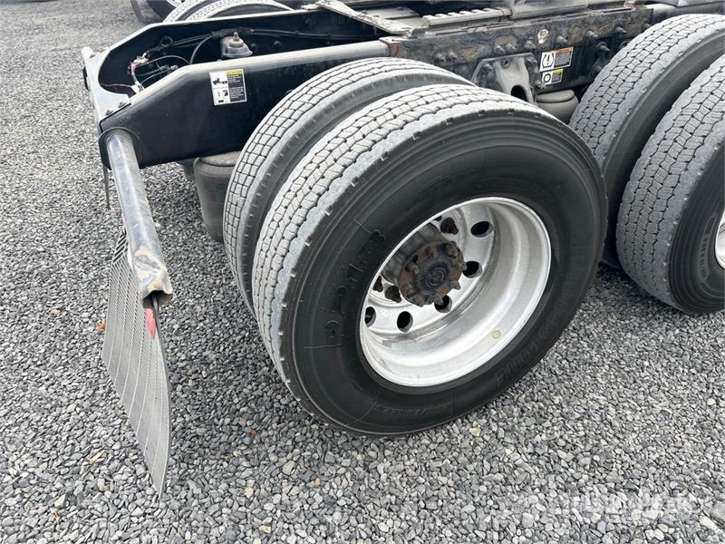 Peterbilt 579 Trekkers