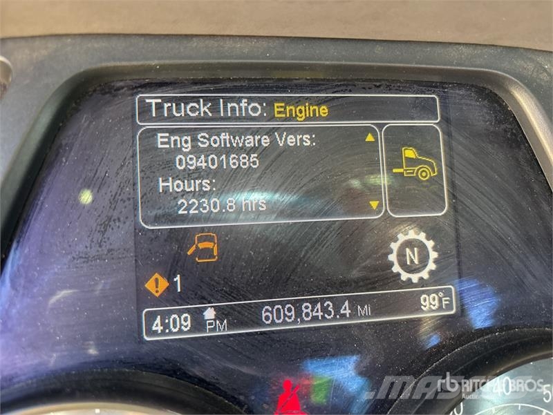 Peterbilt 579 Prime Movers