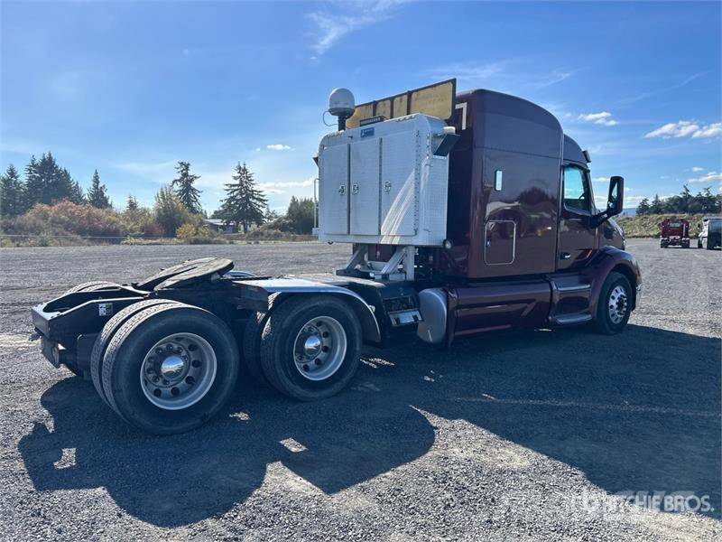 Peterbilt 579 Vilcēji