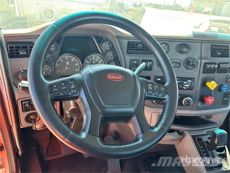 Peterbilt 579 Autotractoare