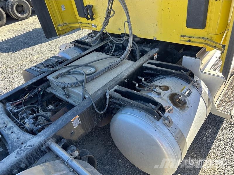 Peterbilt 579 Autotractoare