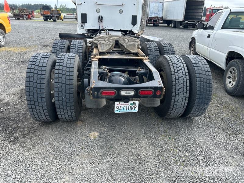 Peterbilt 579 Sadulveokid