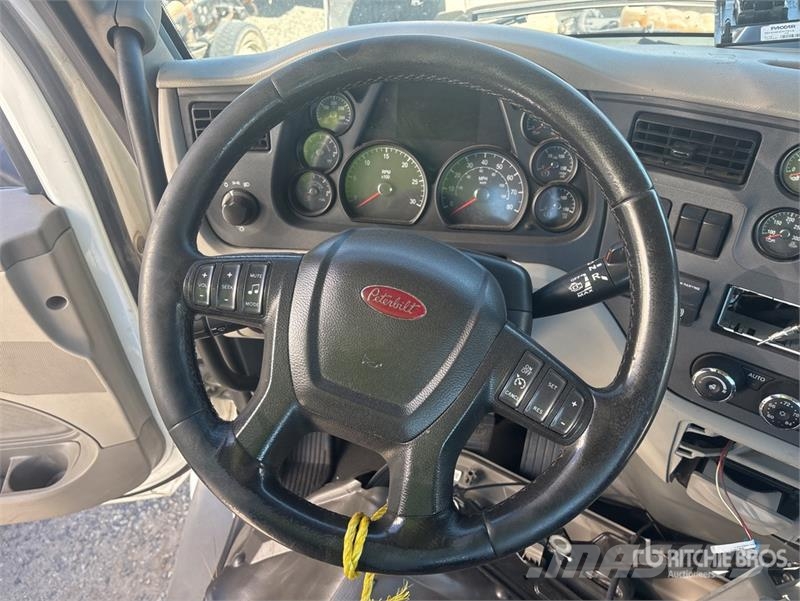 Peterbilt 579 Vlačilci