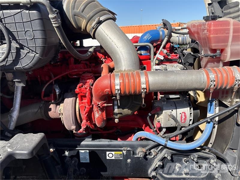 Peterbilt 579 وحدات الجر