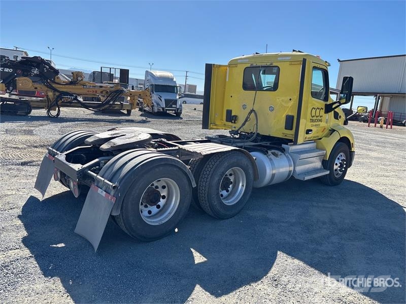 Peterbilt 579 Autotractoare