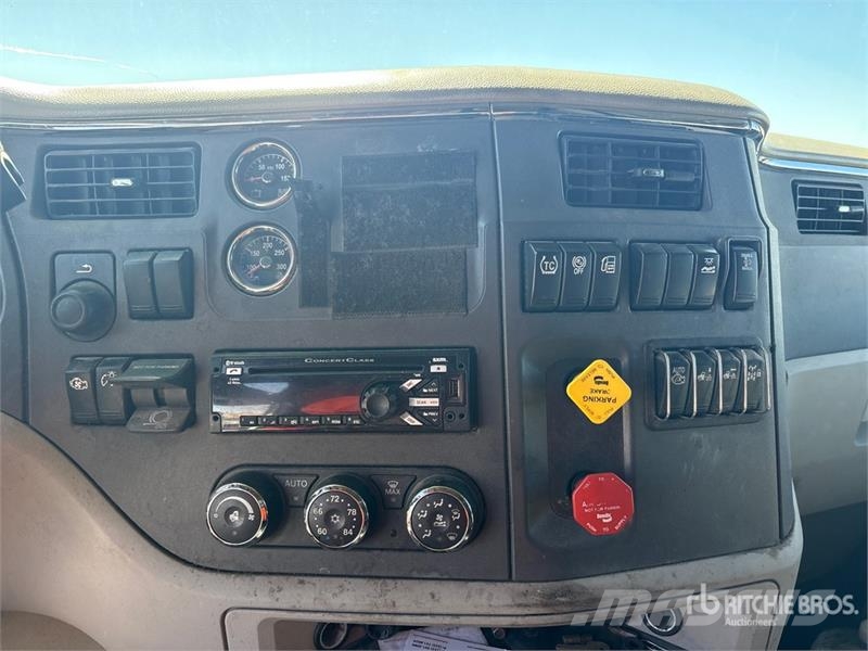 Peterbilt 579 وحدات الجر