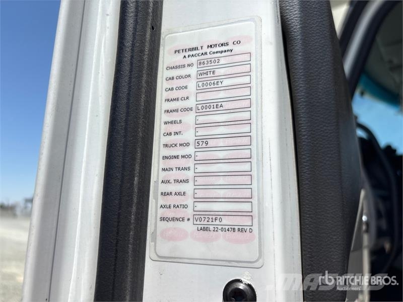 Peterbilt 579 中古トラクターヘッド | トレーラーヘッド