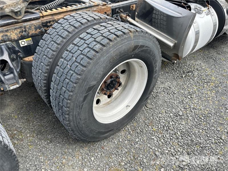 Peterbilt 579 Sadulveokid