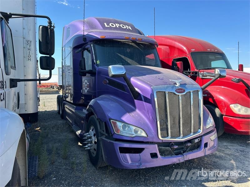 Peterbilt 579 Prime Movers