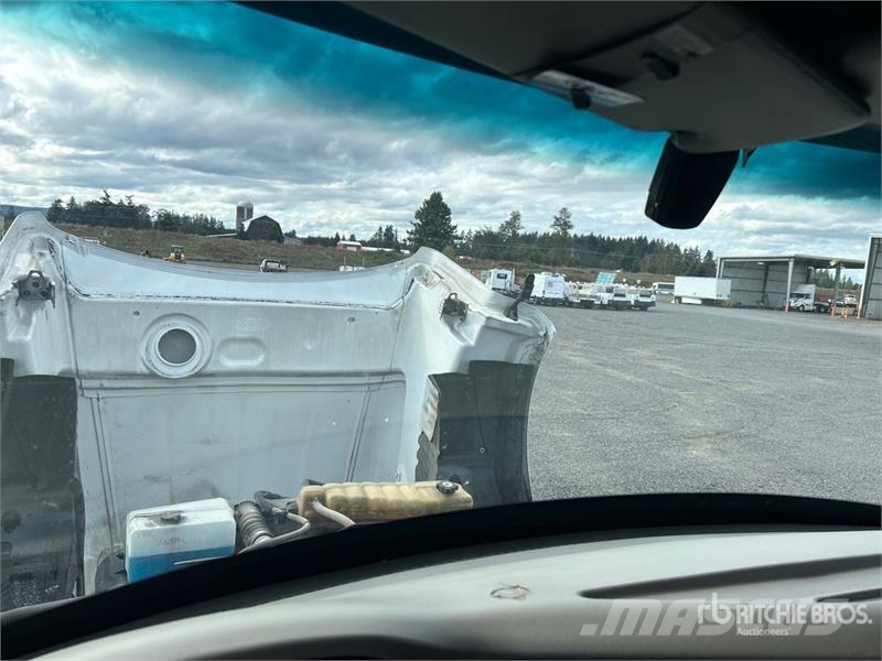 Peterbilt 579 Trekkers
