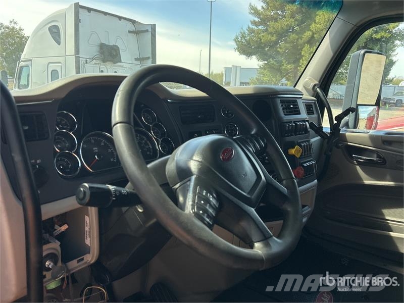 Peterbilt 579 Prime Movers