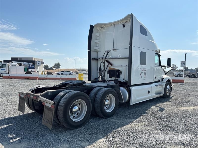 Peterbilt 579 Vilcēji