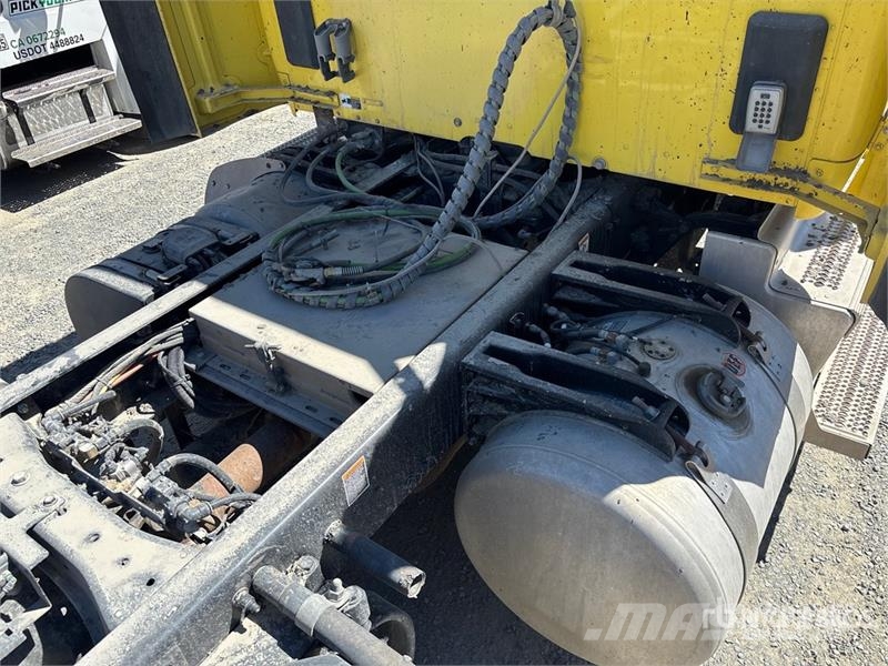 Peterbilt 579 Autotractoare