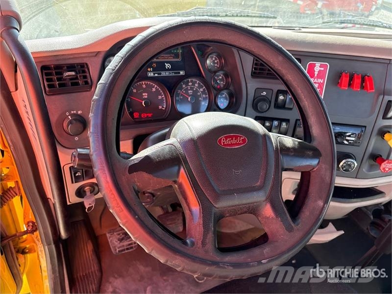Peterbilt 579 Autotractoare