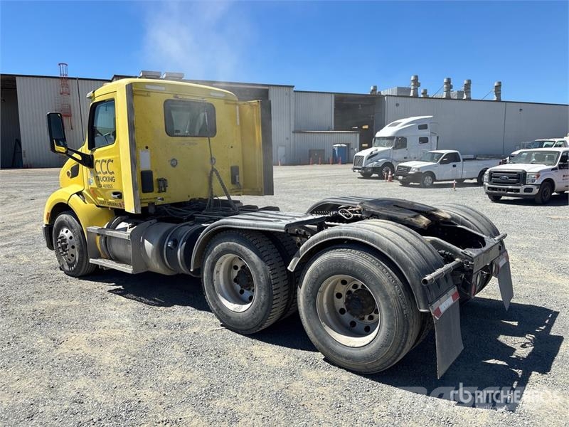 Peterbilt 579 Autotractoare