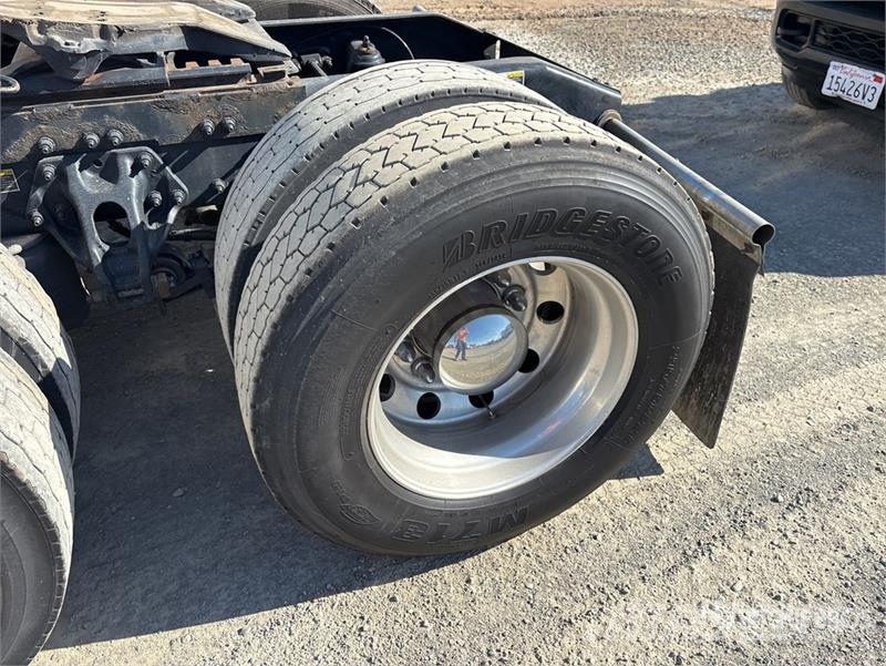 Peterbilt 579 وحدات الجر