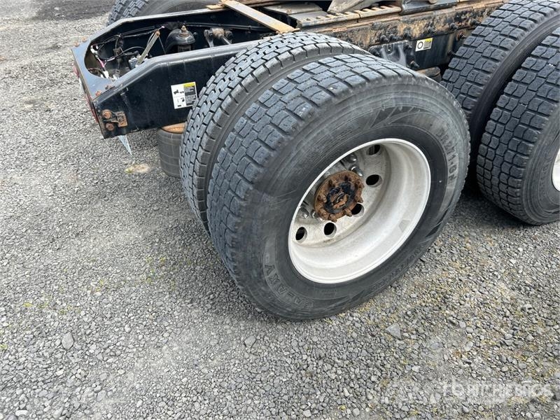Peterbilt 579 Sadulveokid