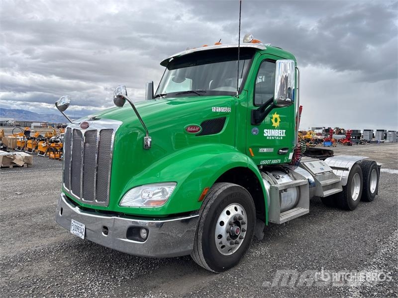 Peterbilt 579 Vilcēji
