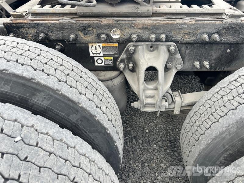 Peterbilt 579 Trekkers