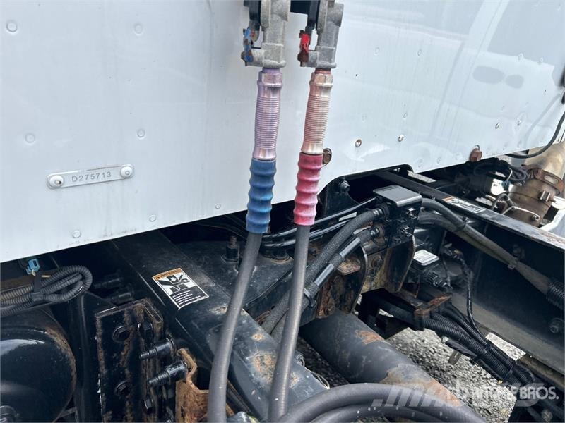Peterbilt 579 Sadulveokid