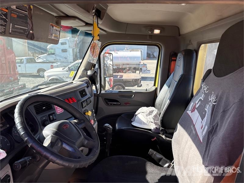Peterbilt 579 Autotractoare